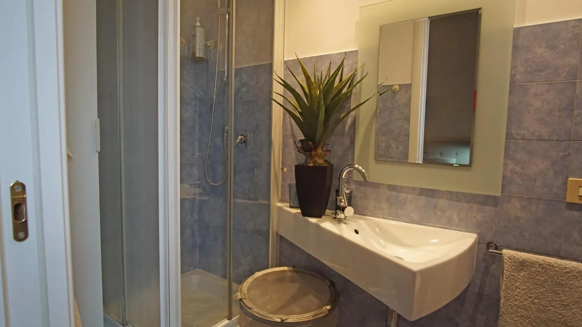 Dimora Qeeboo Apartment Rome